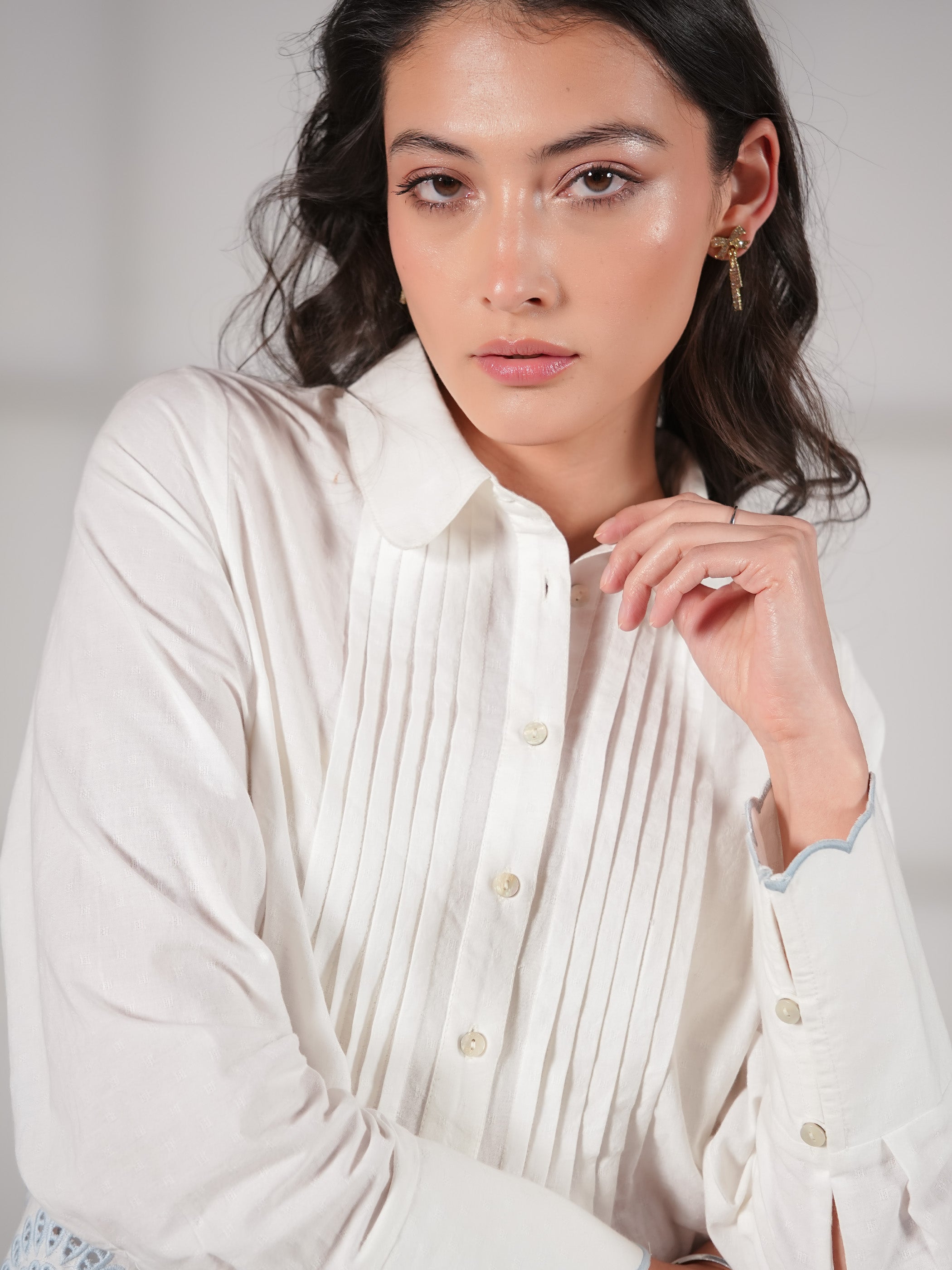 Leonie Embroidery Hem White Shirt