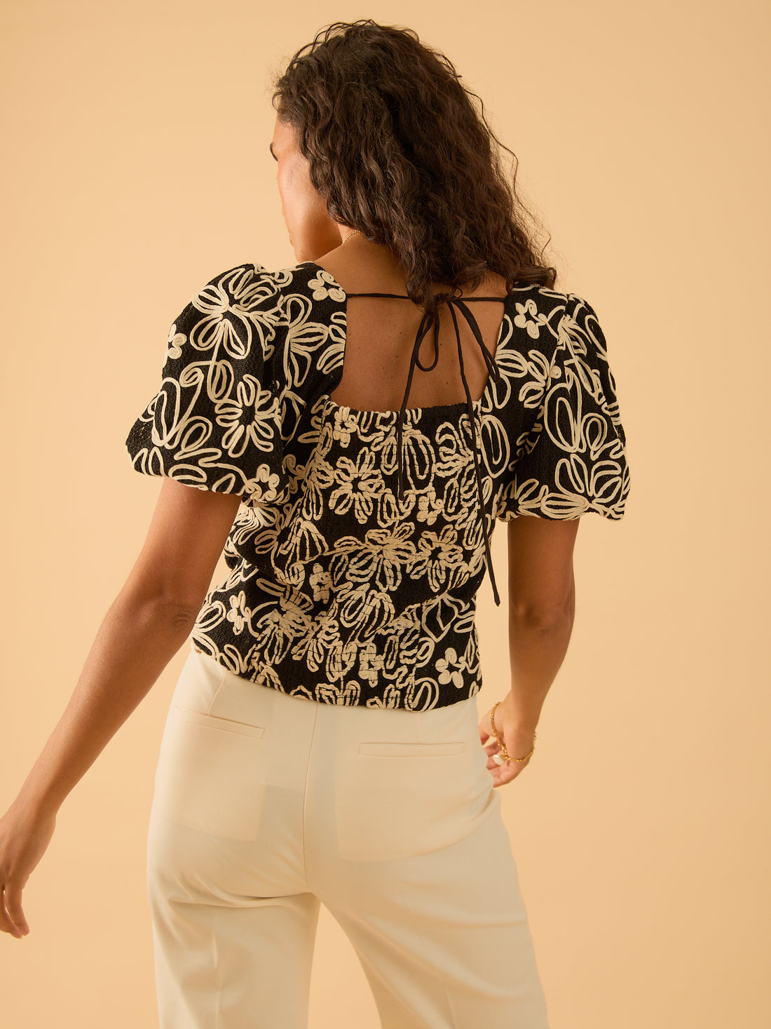 Rhea Lace Black And White Fitted Top