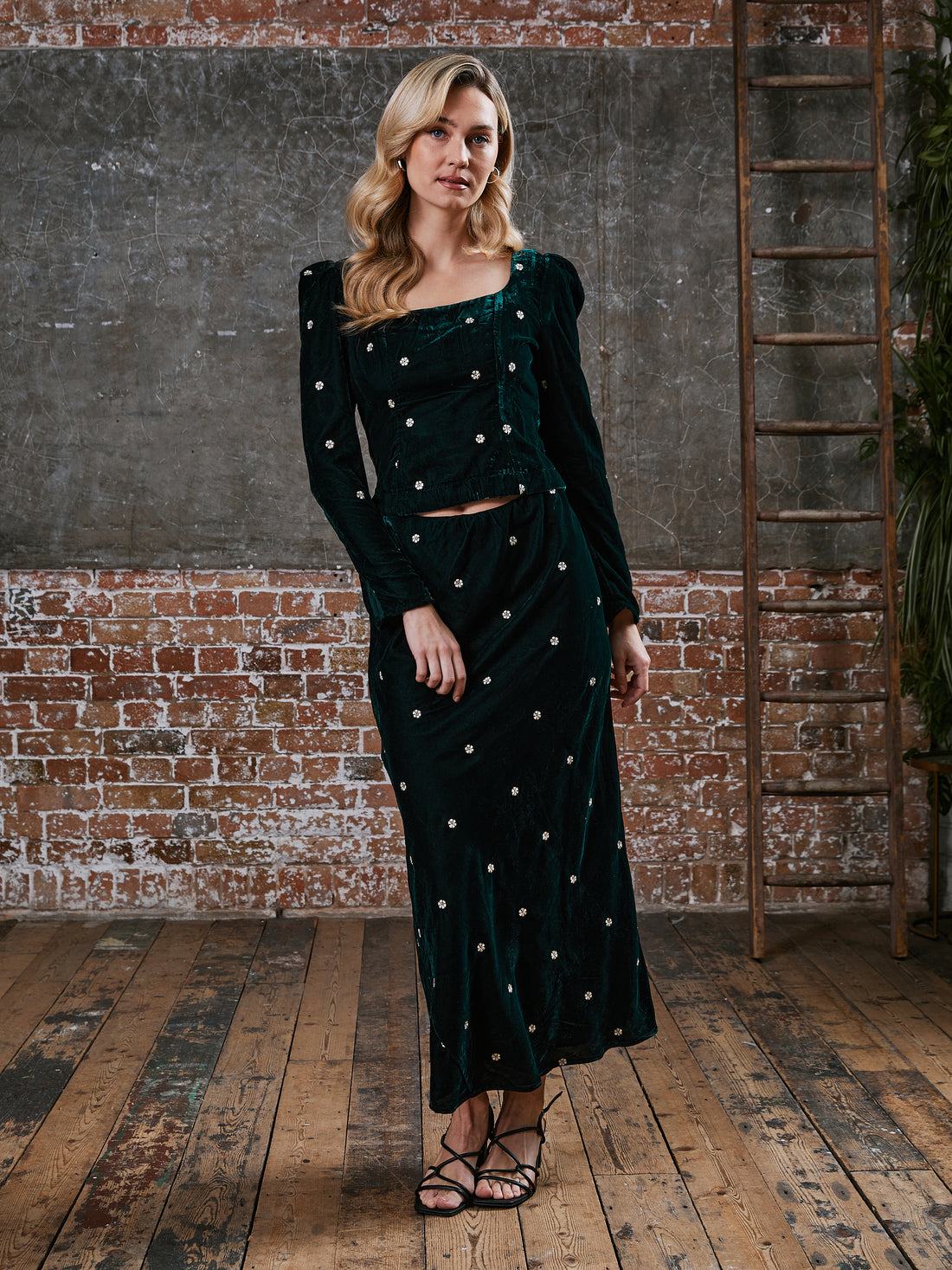 Mila Green Velvet Embroidered Skirt