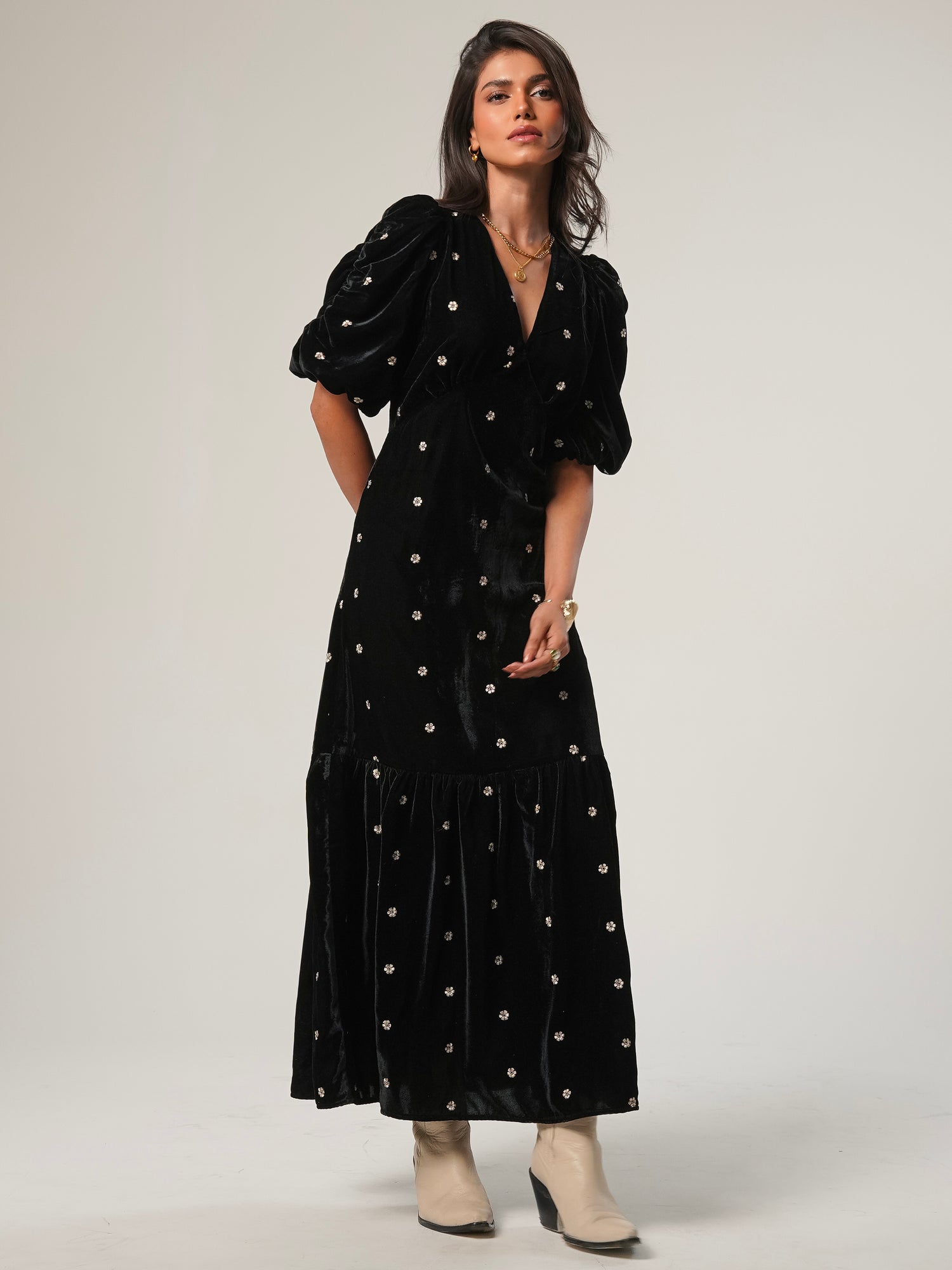 Mila Black Velvet Midi Dress