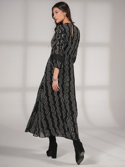 Corinne Black and White Waves Print Lace Trim Maxi Dress