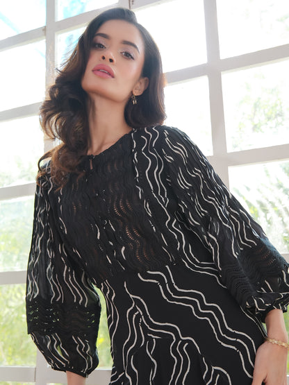 Corinne Black and White Waves Print Lace Trim Maxi Dress