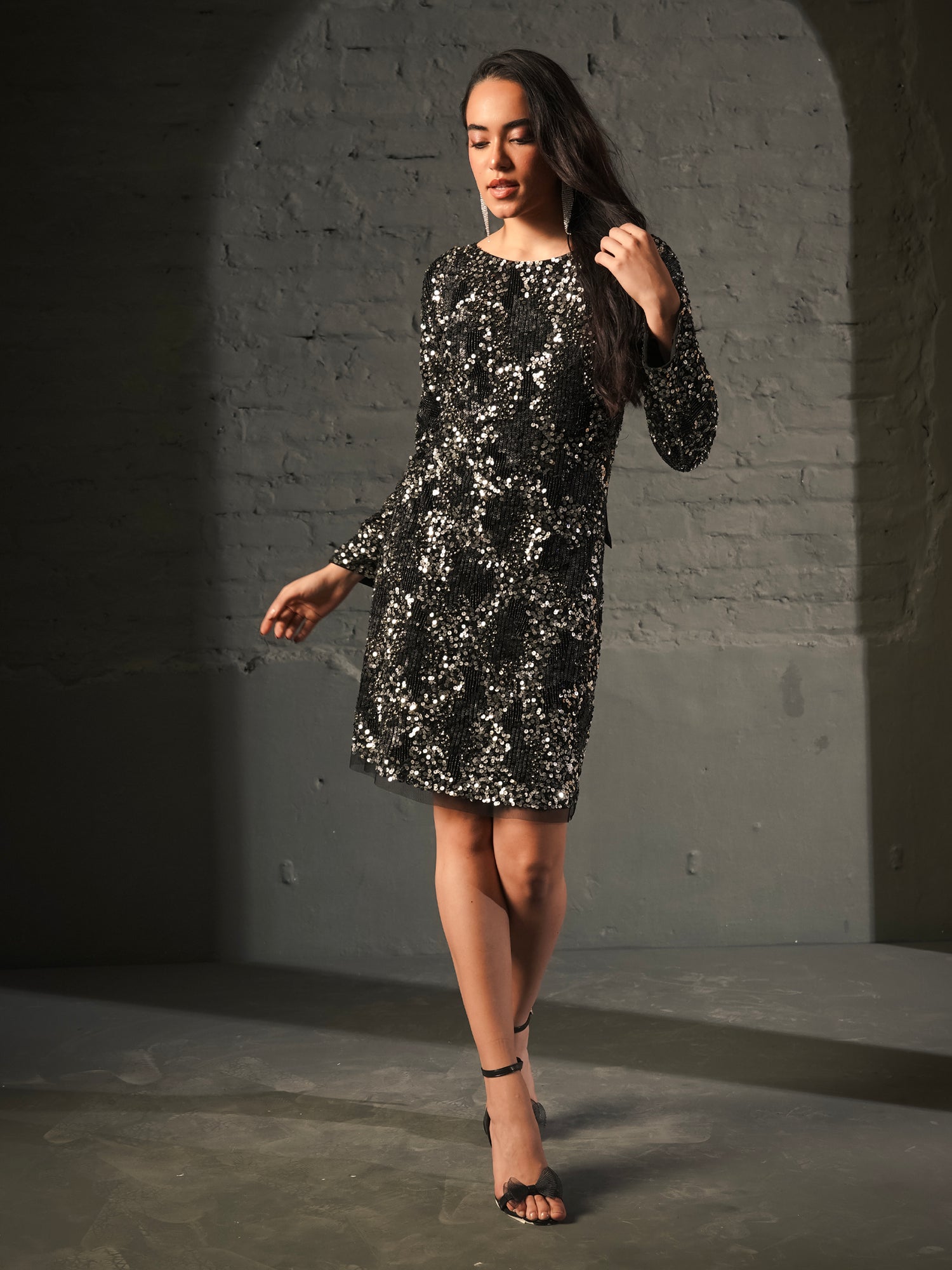 Eden Hand Beaded Black and Silver Mini Dress XL Eden Hand Beaded Black and Silver Mini Dress XL