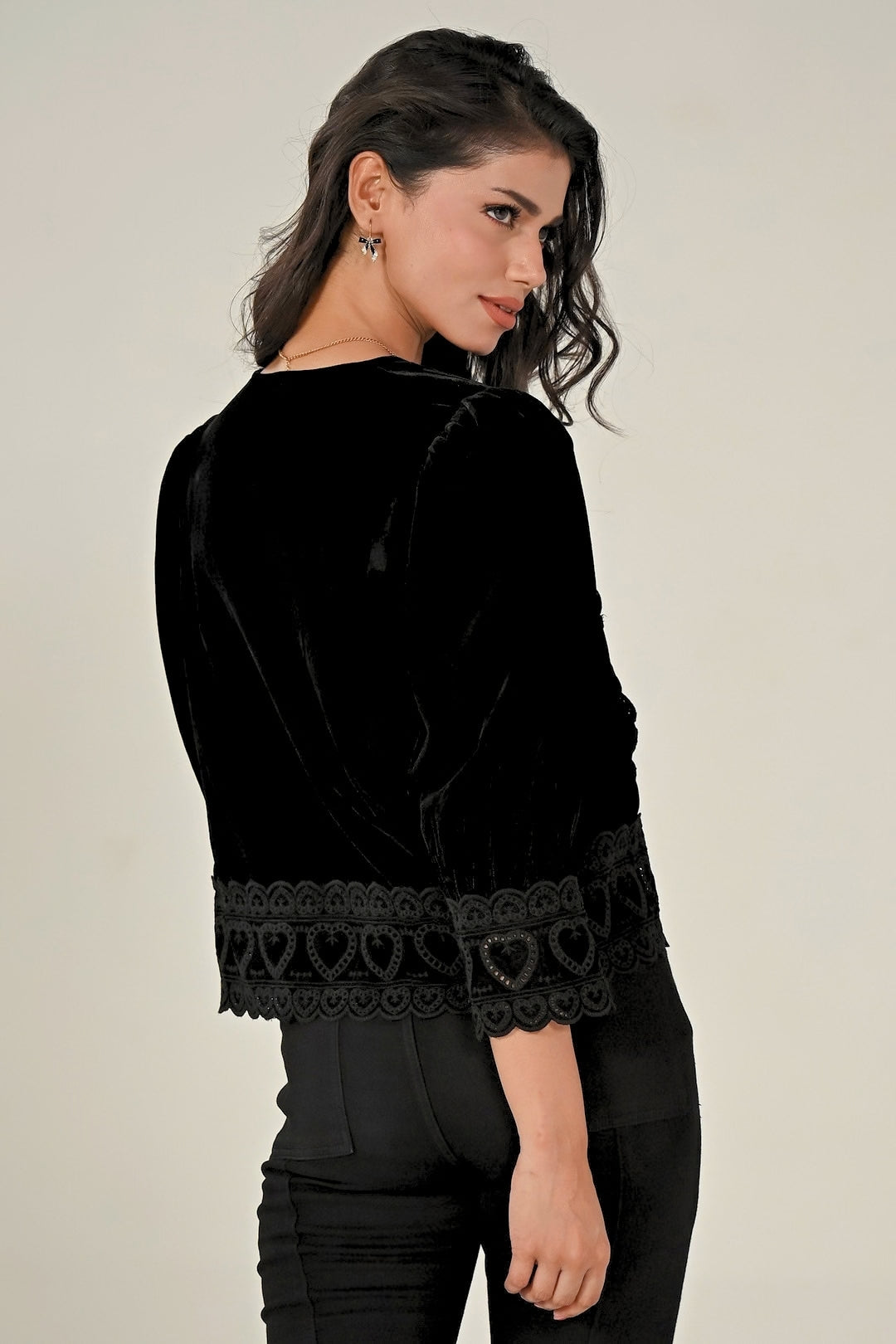 Harri Black Heart Embroidery Velvet Jacket